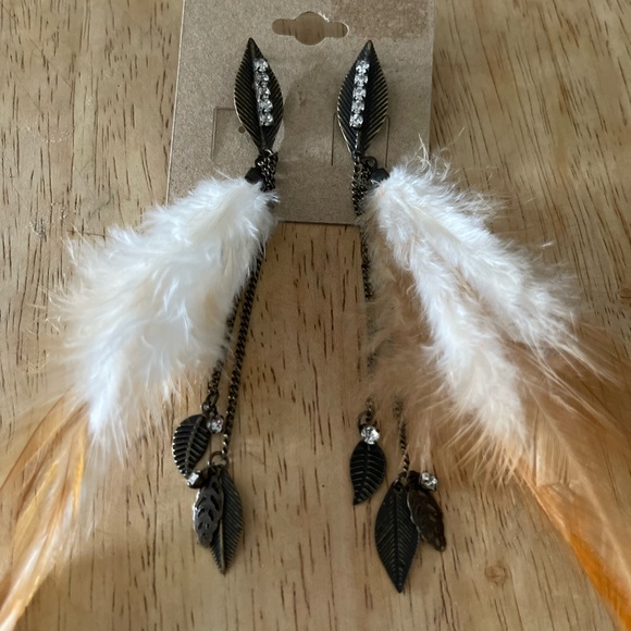 Fashion earrings with feathers and leaf chain! - Picture 5 of 5